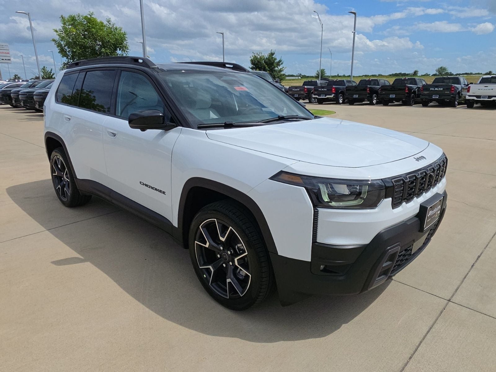 2026 Jeep Cherokee CHEROKEE OVERLAND 4X4