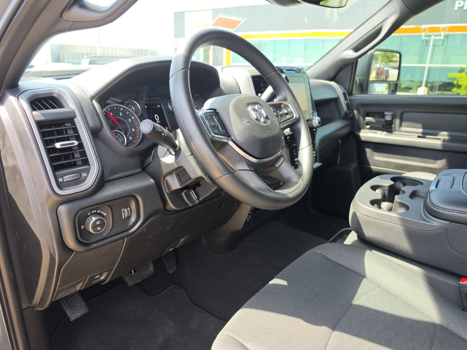 2026 RAM Ram 2500 RAM 2500 BLACK EXPRESS CREW CAB 4X4 6'4' BOX