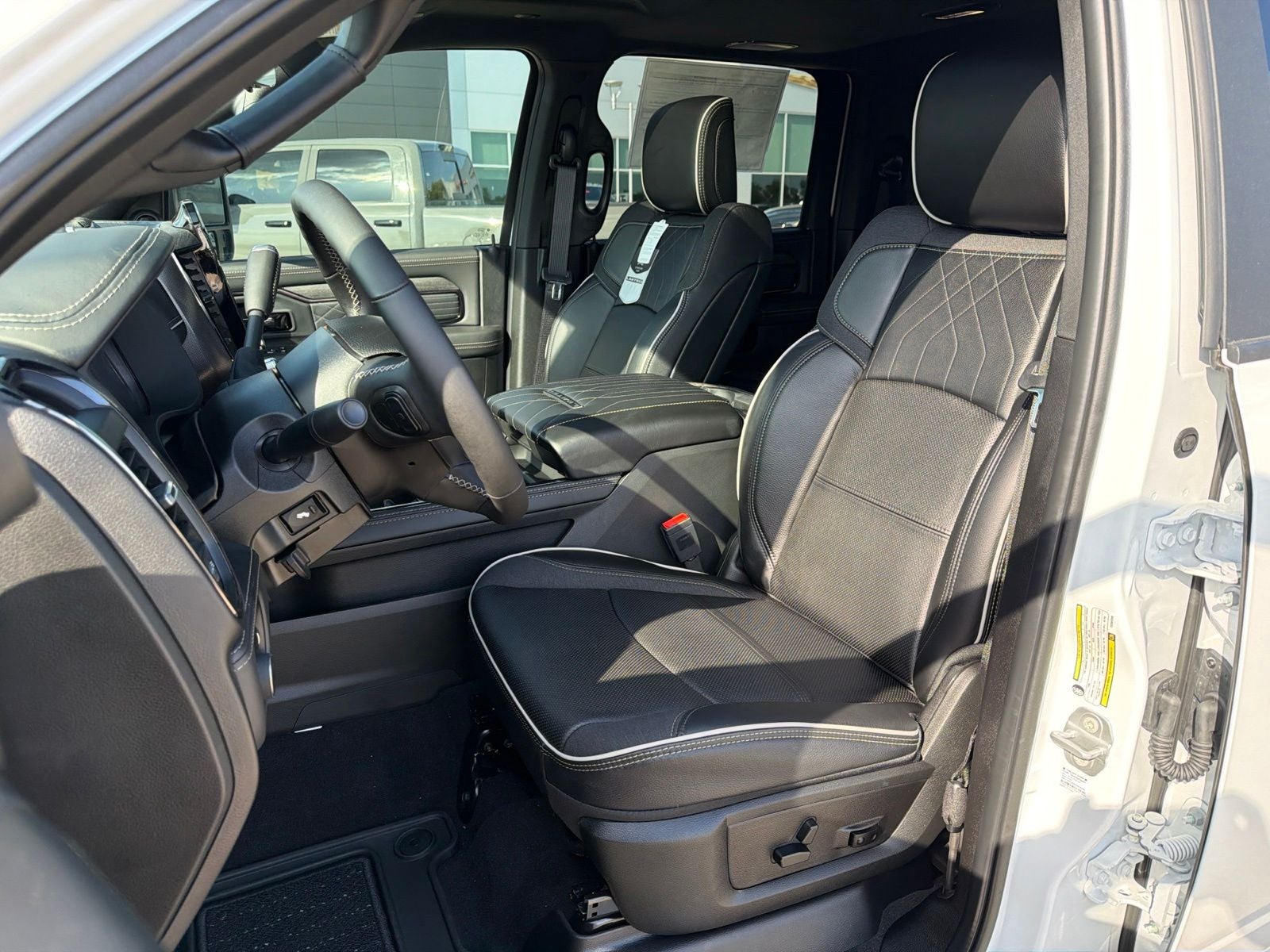 2026 RAM Ram 2500 RAM 2500 LIMITED MEGA CAB 4X4 6'4' BOX