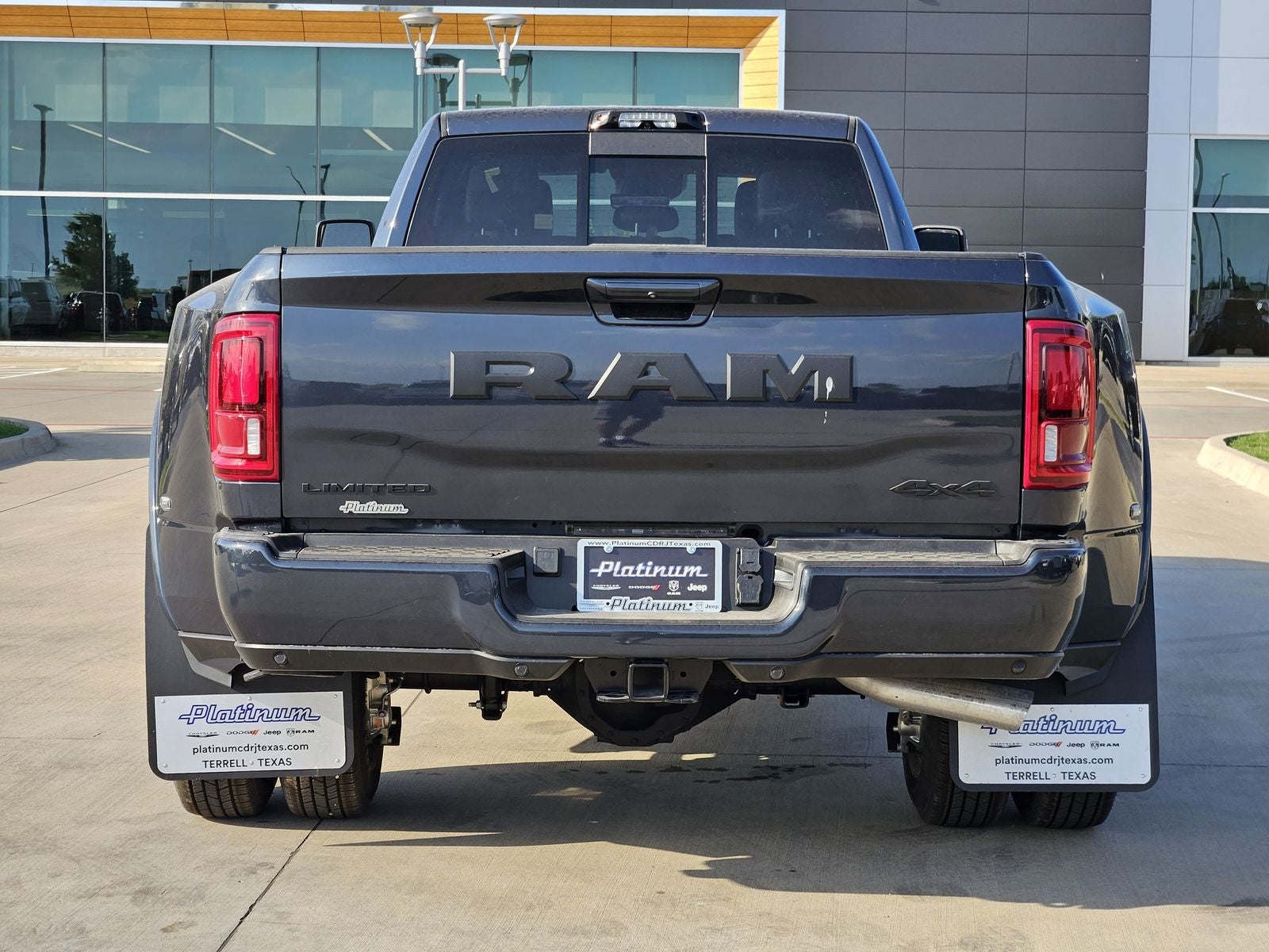 2026 RAM Ram 3500 RAM 3500 LIMITED CREW CAB 4X4 8' BOX