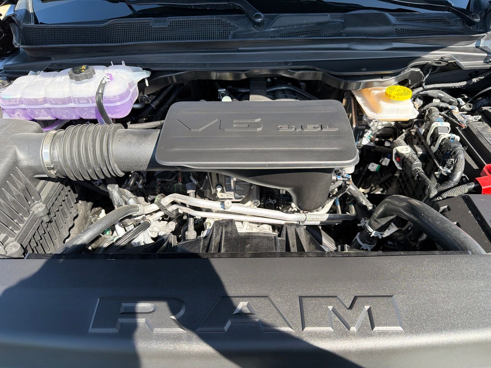 2026 RAM Ram 1500 RAM 1500 EXPRESS CREW CAB 4X2 5'7' BOX