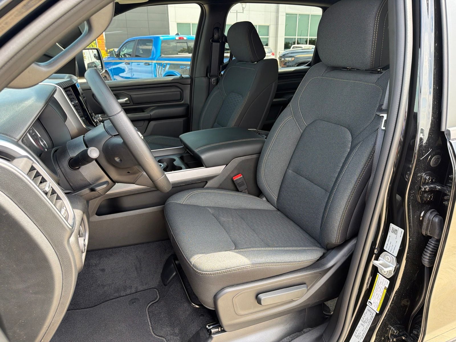 2026 RAM Ram 1500 RAM 1500 EXPRESS CREW CAB 4X4 5'7' BOX