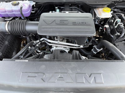 2026 RAM Ram 1500 RAM 1500 EXPRESS CREW CAB 4X4 5'7' BOX
