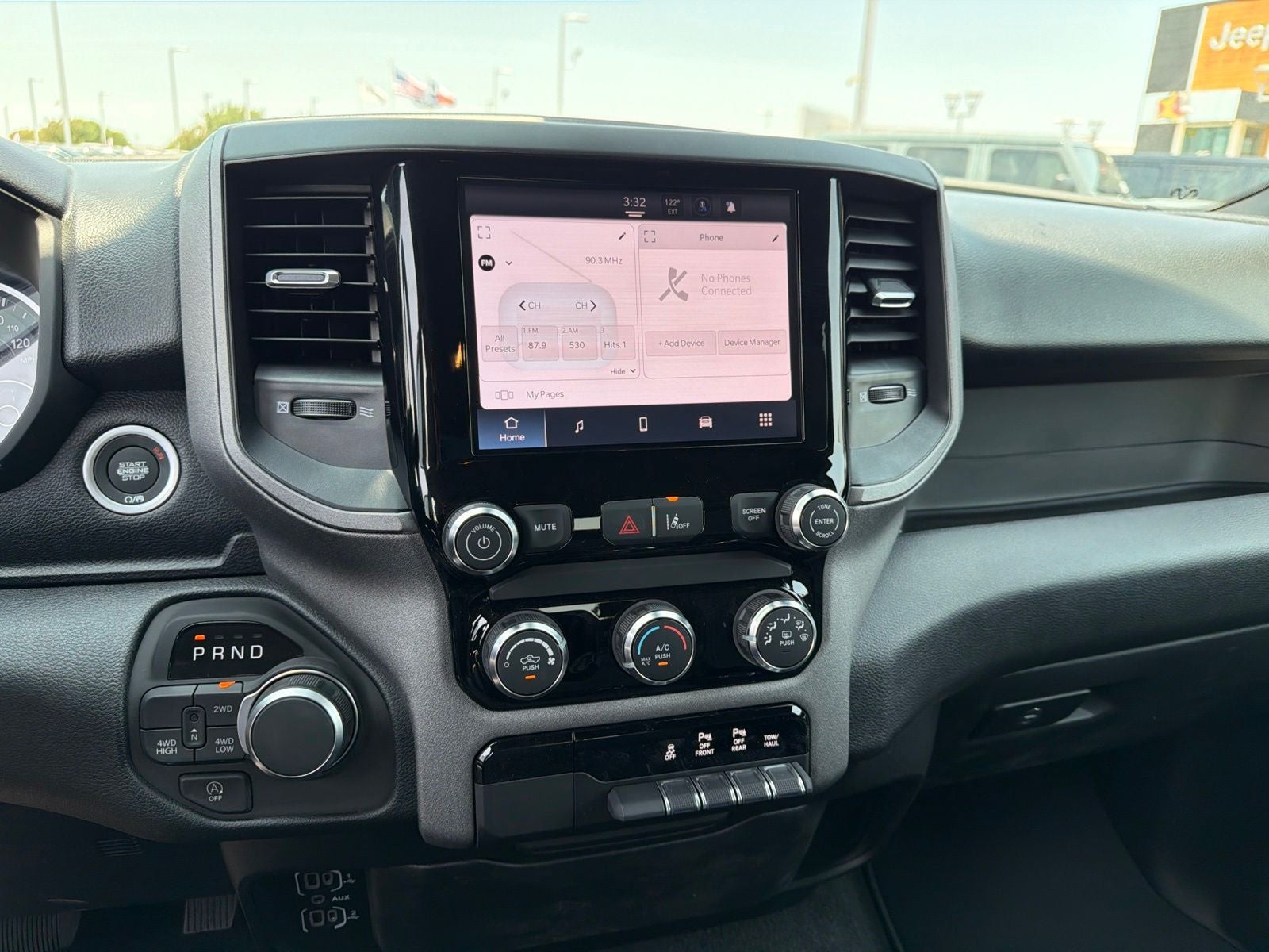 2026 RAM Ram 1500 RAM 1500 EXPRESS CREW CAB 4X4 5'7' BOX