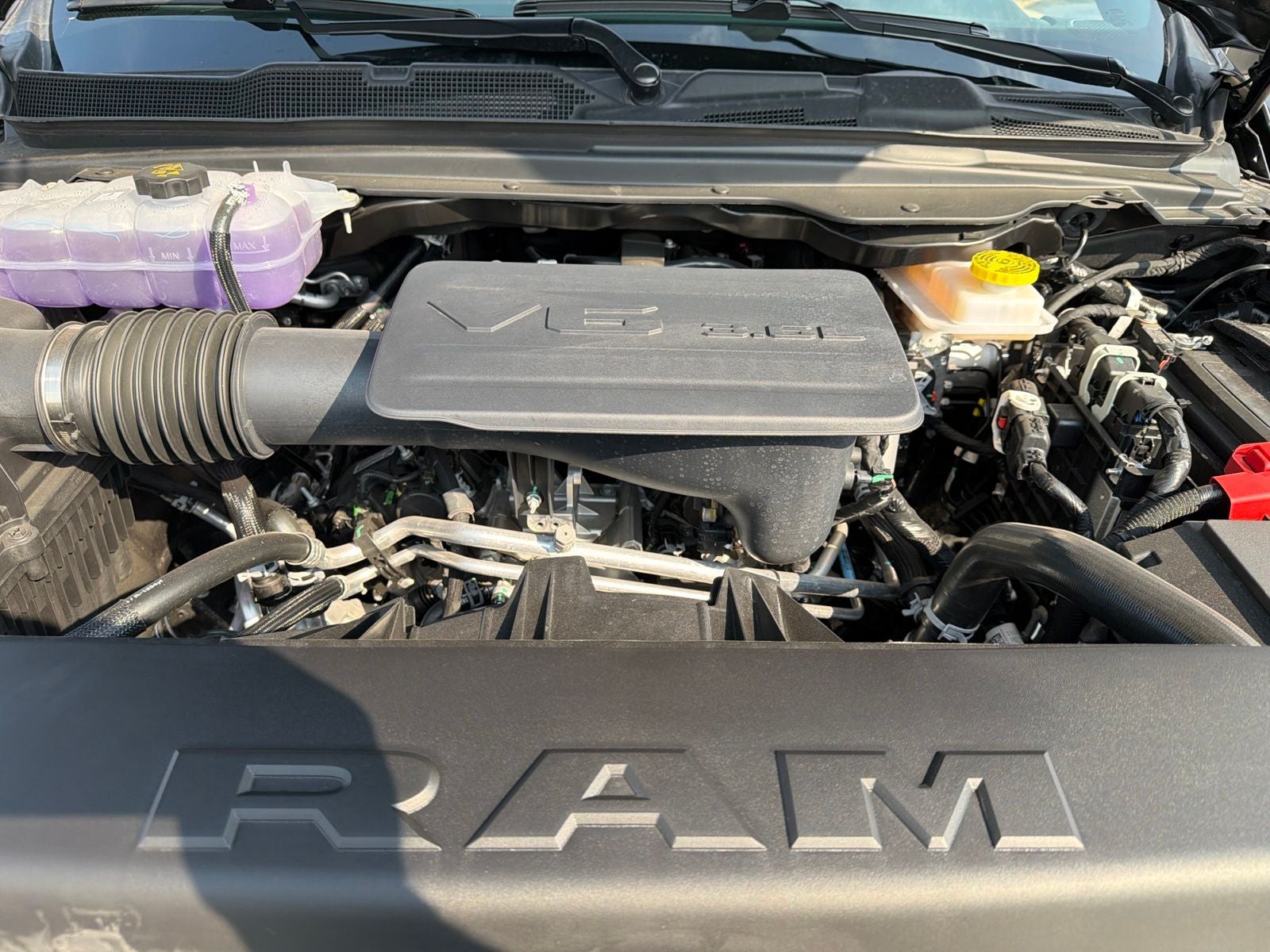 2026 RAM Ram 1500 RAM 1500 EXPRESS CREW CAB 4X4 5'7' BOX