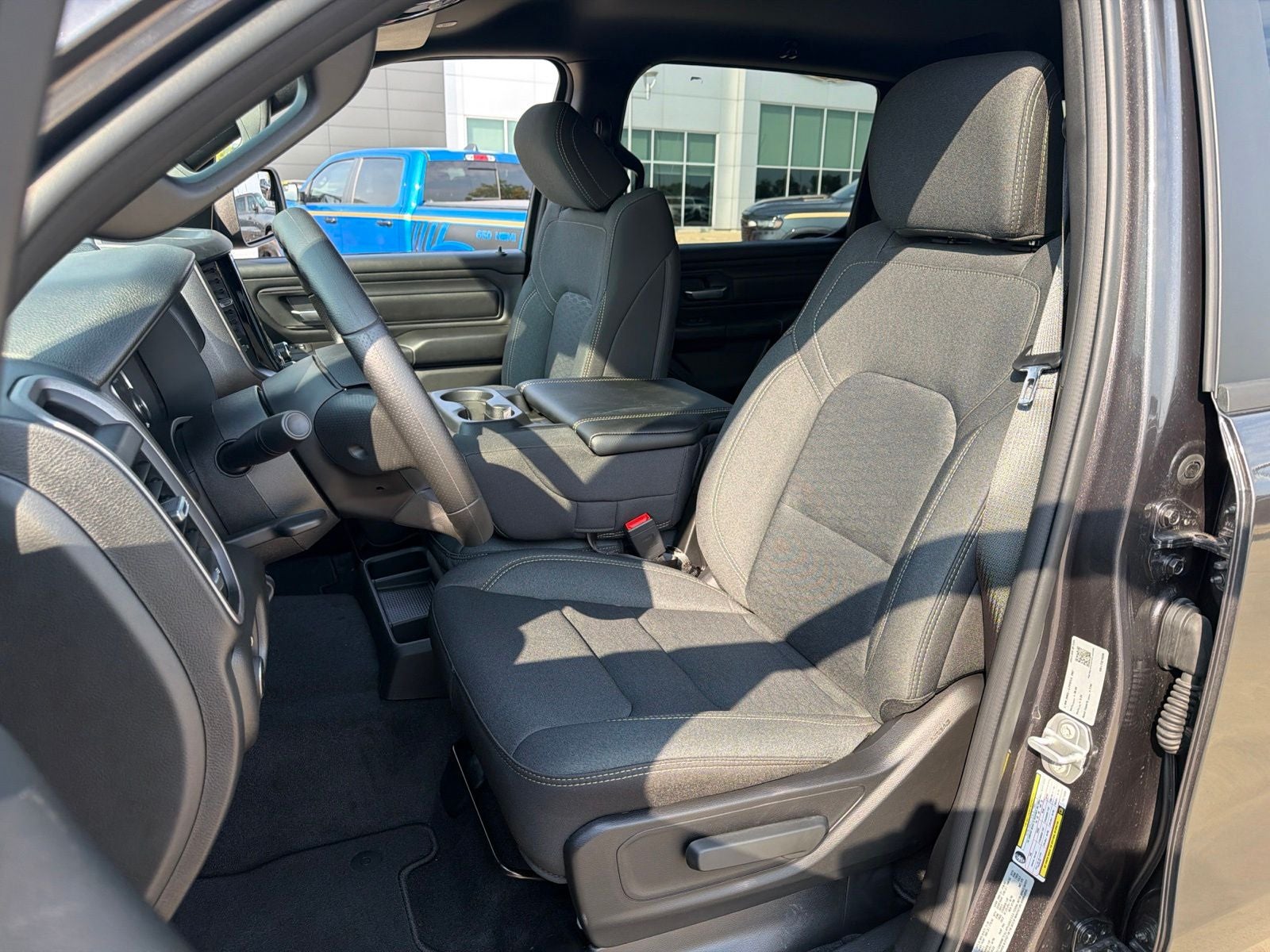 2026 RAM Ram 1500 RAM 1500 EXPRESS CREW CAB 4X4 5'7' BOX