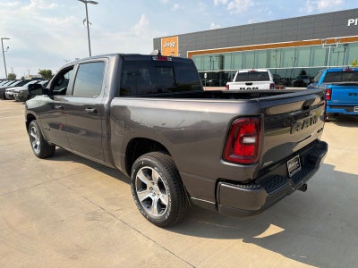 2026 RAM Ram 1500 RAM 1500 EXPRESS CREW CAB 4X4 5'7' BOX