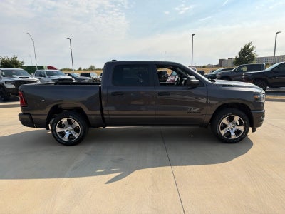 2026 RAM Ram 1500 RAM 1500 EXPRESS CREW CAB 4X4 5'7' BOX