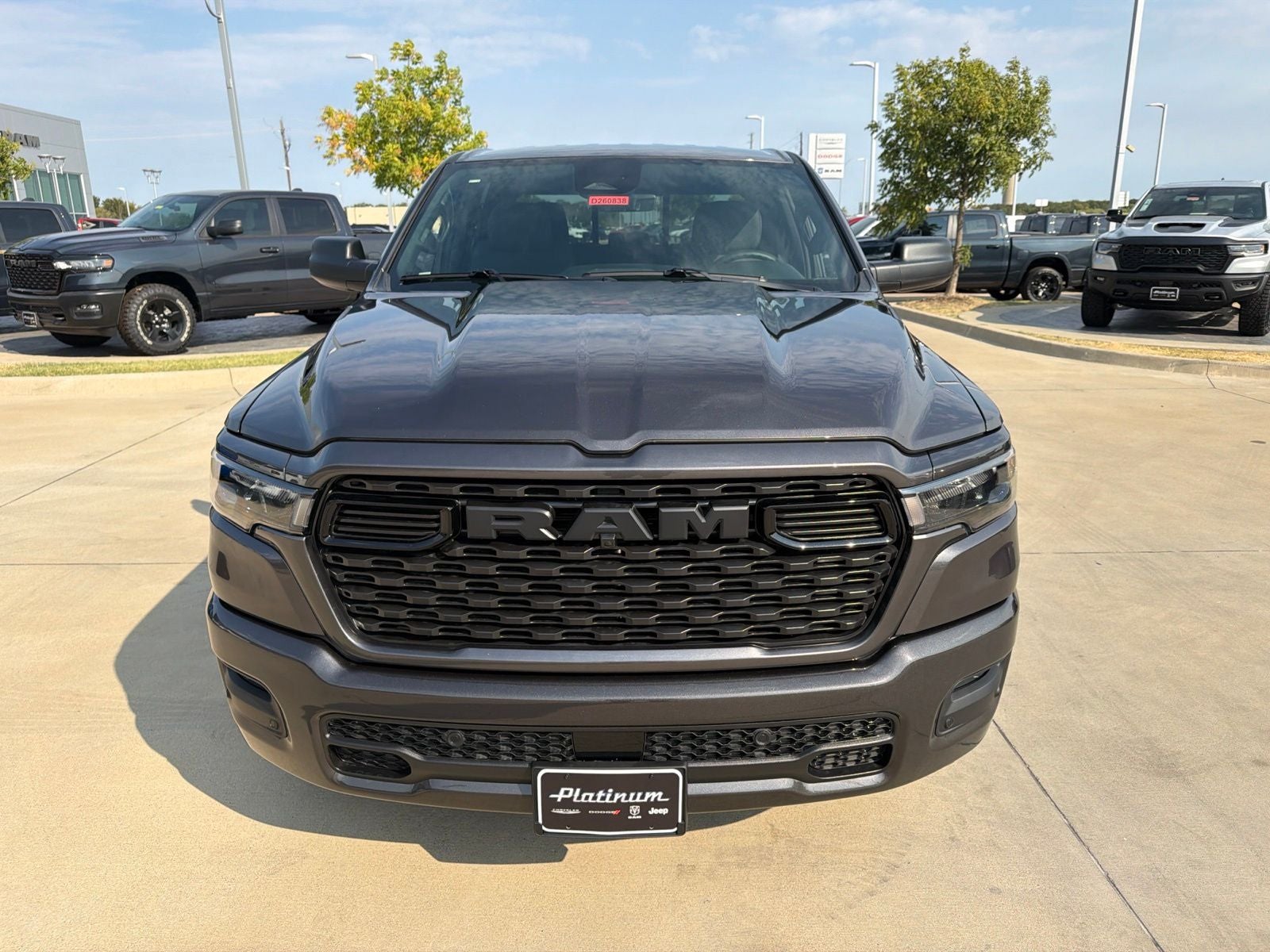 2026 RAM Ram 1500 RAM 1500 EXPRESS CREW CAB 4X4 5'7' BOX