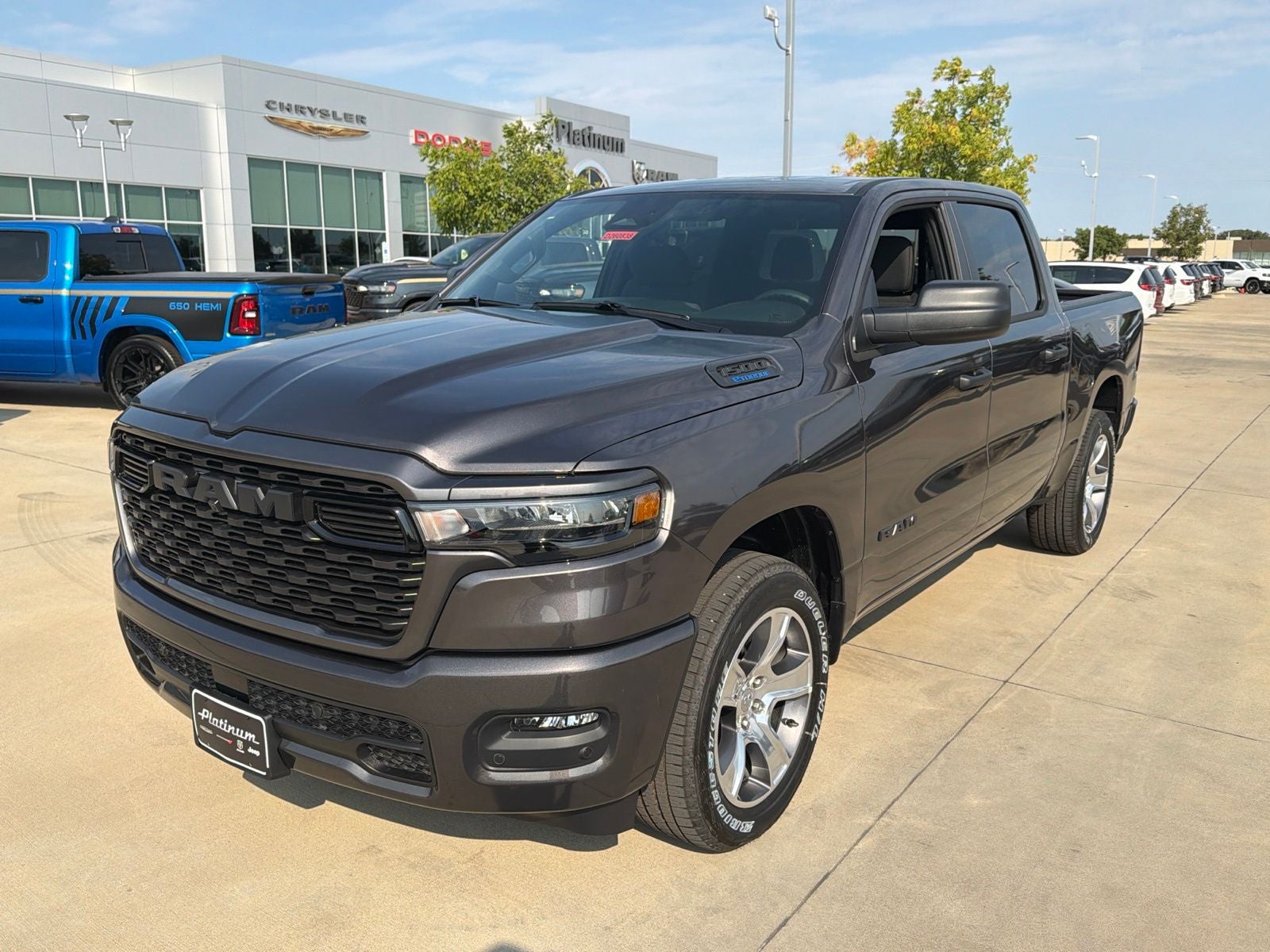 2026 RAM Ram 1500 RAM 1500 EXPRESS CREW CAB 4X4 5'7' BOX
