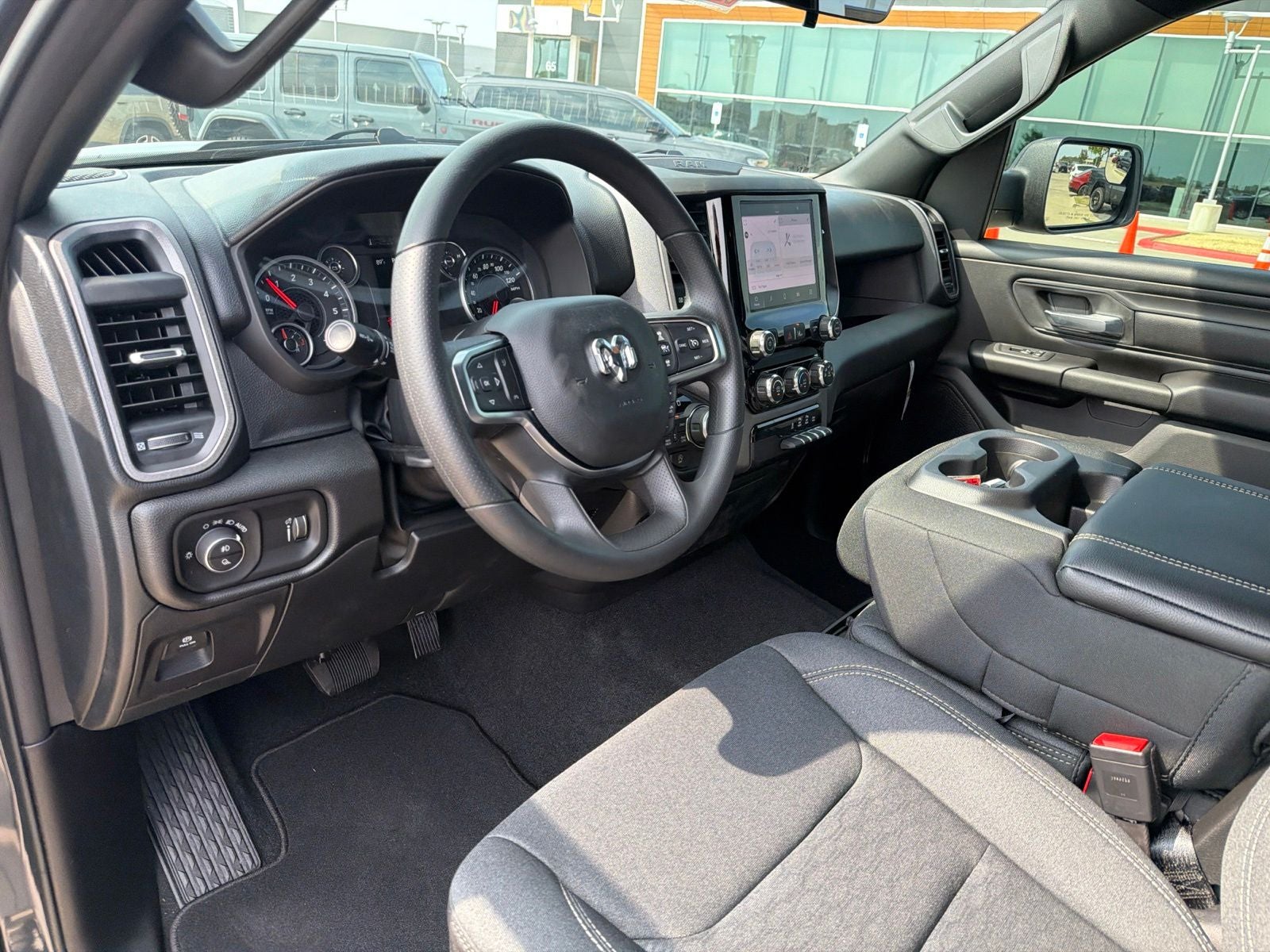 2026 RAM Ram 1500 RAM 1500 EXPRESS CREW CAB 4X4 5'7' BOX