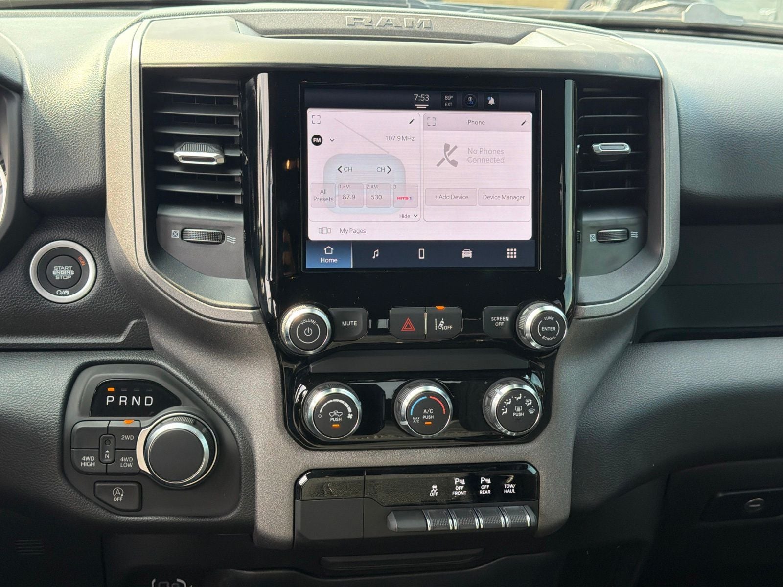 2026 RAM Ram 1500 RAM 1500 EXPRESS CREW CAB 4X4 5'7' BOX