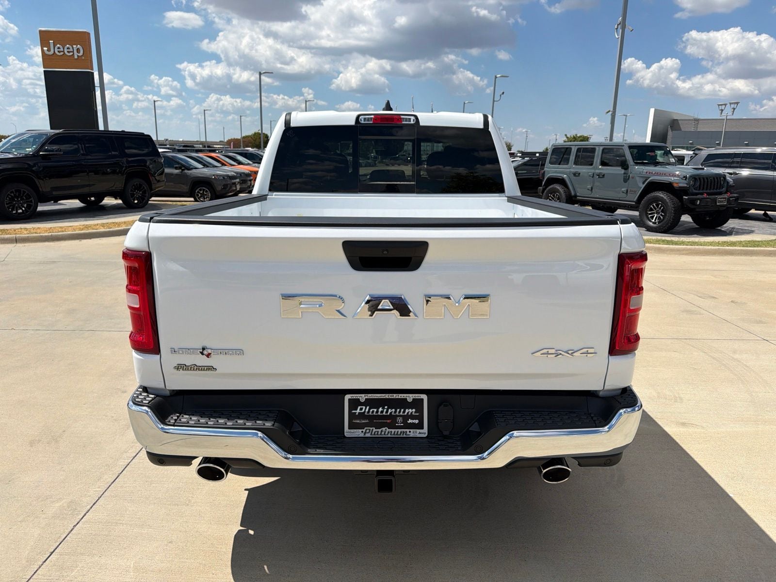 2026 RAM Ram 1500 RAM 1500 LONE STAR CREW CAB 4X4 5'7' BOX