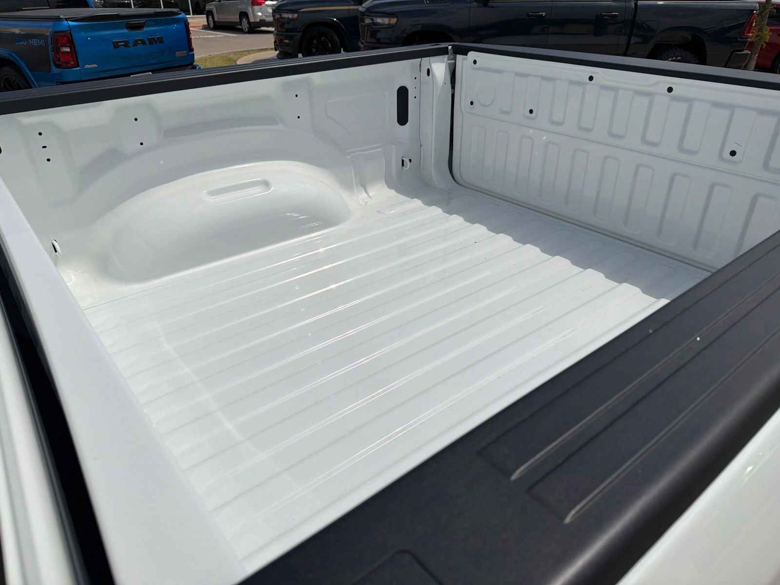2026 RAM Ram 1500 RAM 1500 EXPRESS CREW CAB 4X4 5'7' BOX
