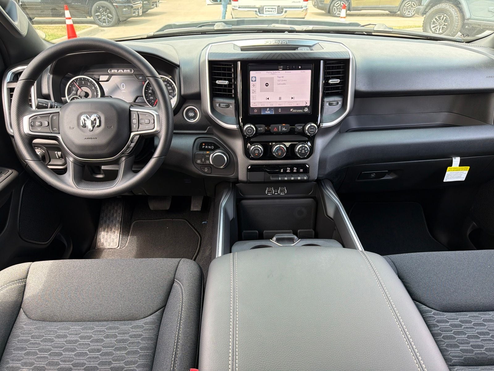 2026 RAM Ram 1500 RAM 1500 EXPRESS CREW CAB 4X4 5'7' BOX