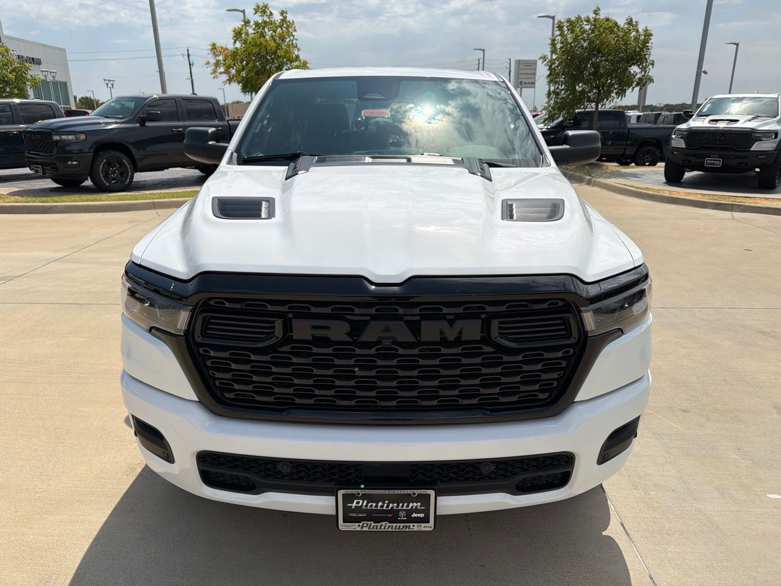 2026 RAM Ram 1500 RAM 1500 EXPRESS CREW CAB 4X4 5'7' BOX