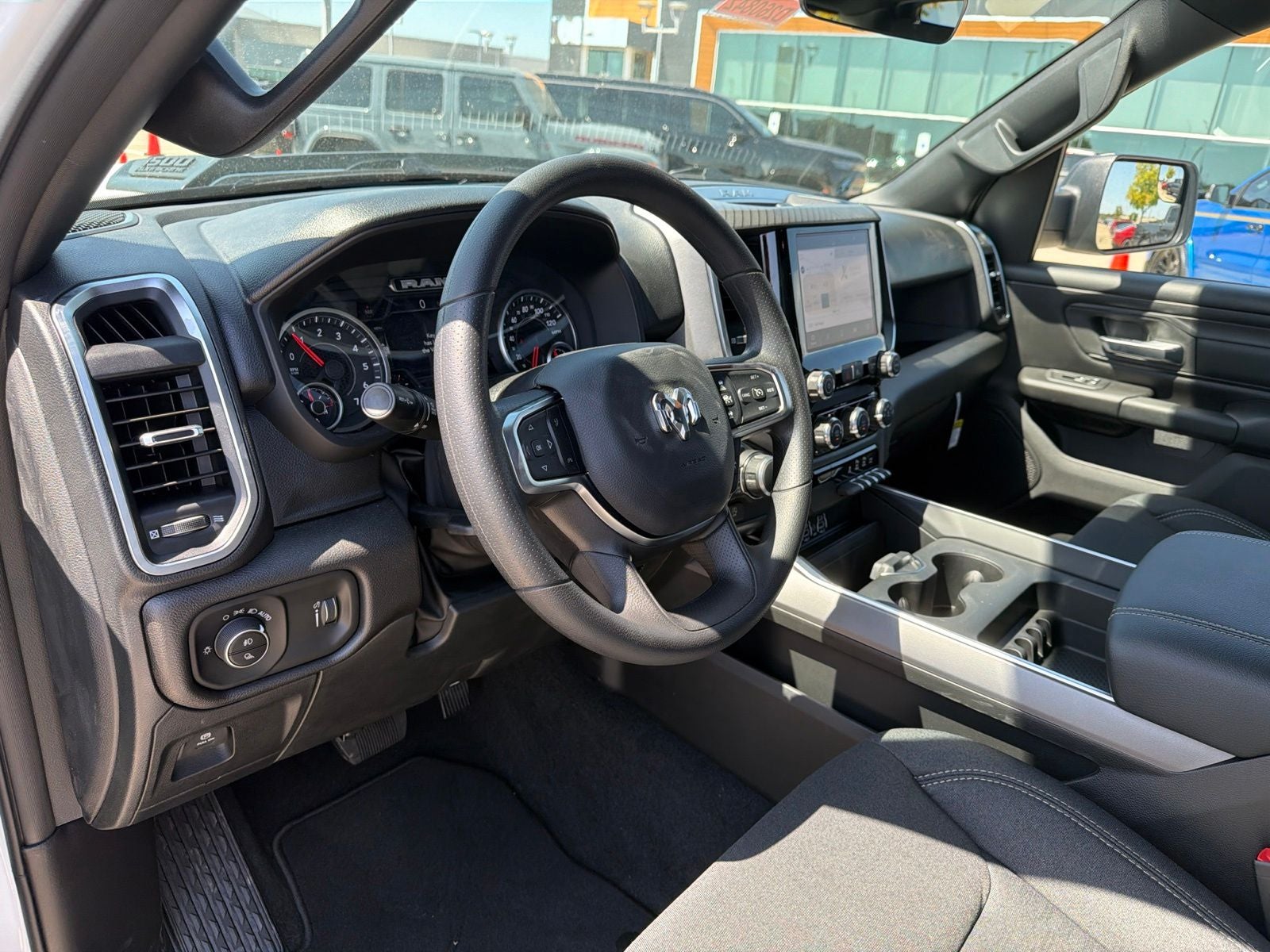 2026 RAM Ram 1500 RAM 1500 EXPRESS CREW CAB 4X4 5'7' BOX