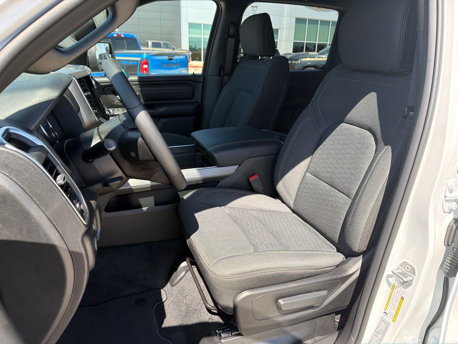 2026 RAM Ram 1500 RAM 1500 EXPRESS CREW CAB 4X4 5'7' BOX