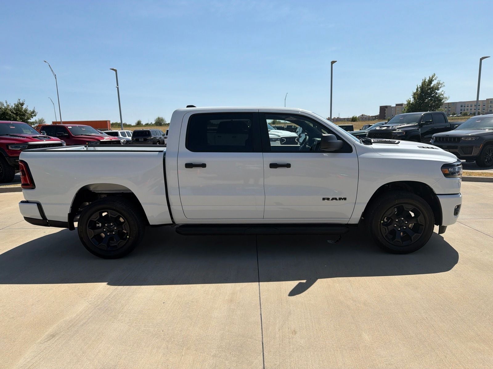 2026 RAM Ram 1500 RAM 1500 EXPRESS CREW CAB 4X4 5'7' BOX