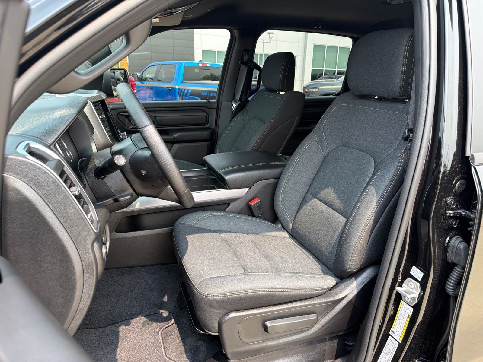 2026 RAM Ram 1500 RAM 1500 EXPRESS CREW CAB 4X4 5'7' BOX