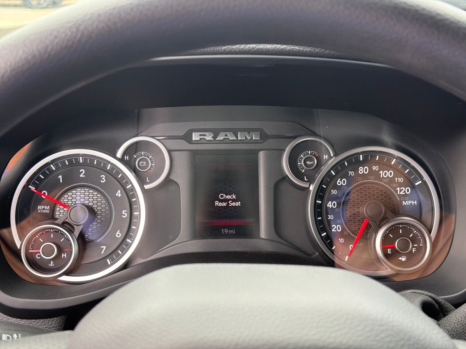 2026 RAM Ram 2500 RAM 2500 TRADESMAN CREW CAB 4X4 6'4' BOX