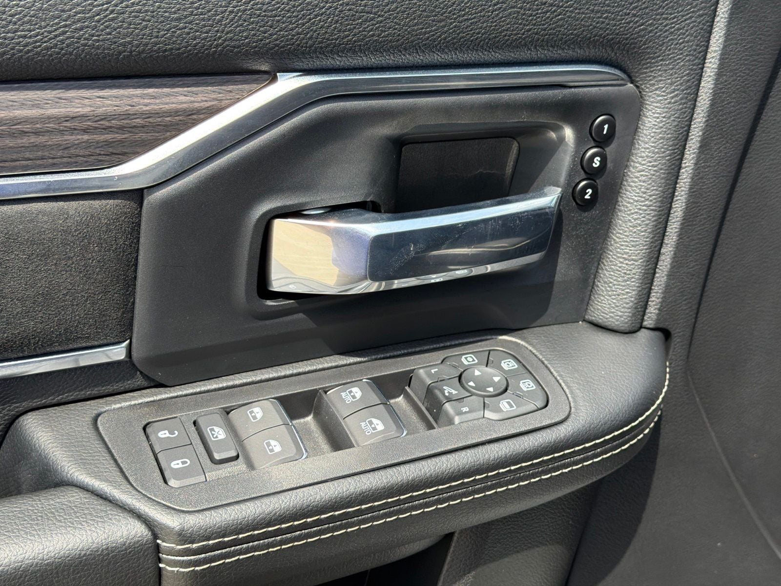 2027 RAM Ram 2500 Laramie