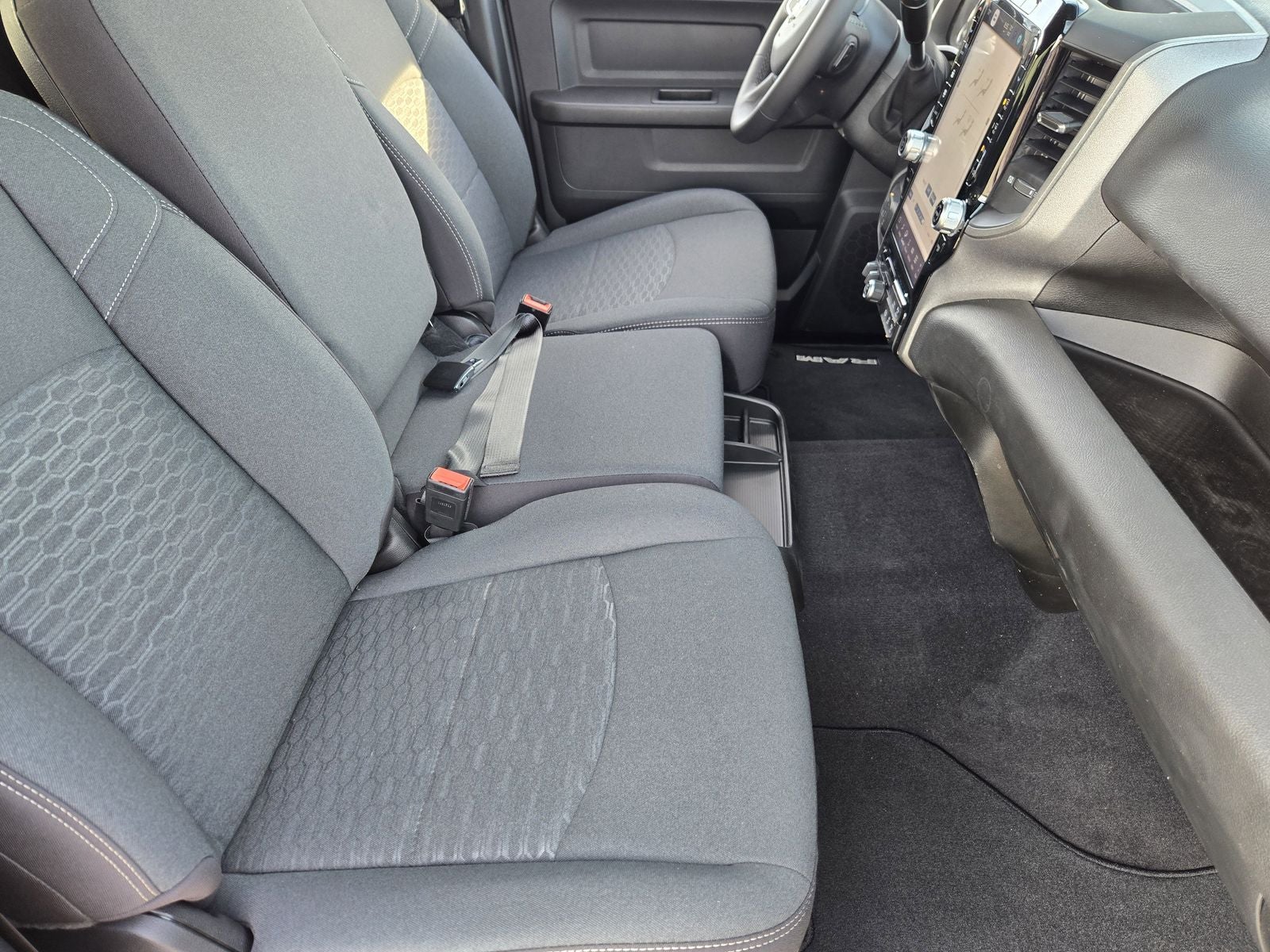 2025 RAM Ram 2500 RAM 2500 TRADESMAN CREW CAB 4X4 8' BOX