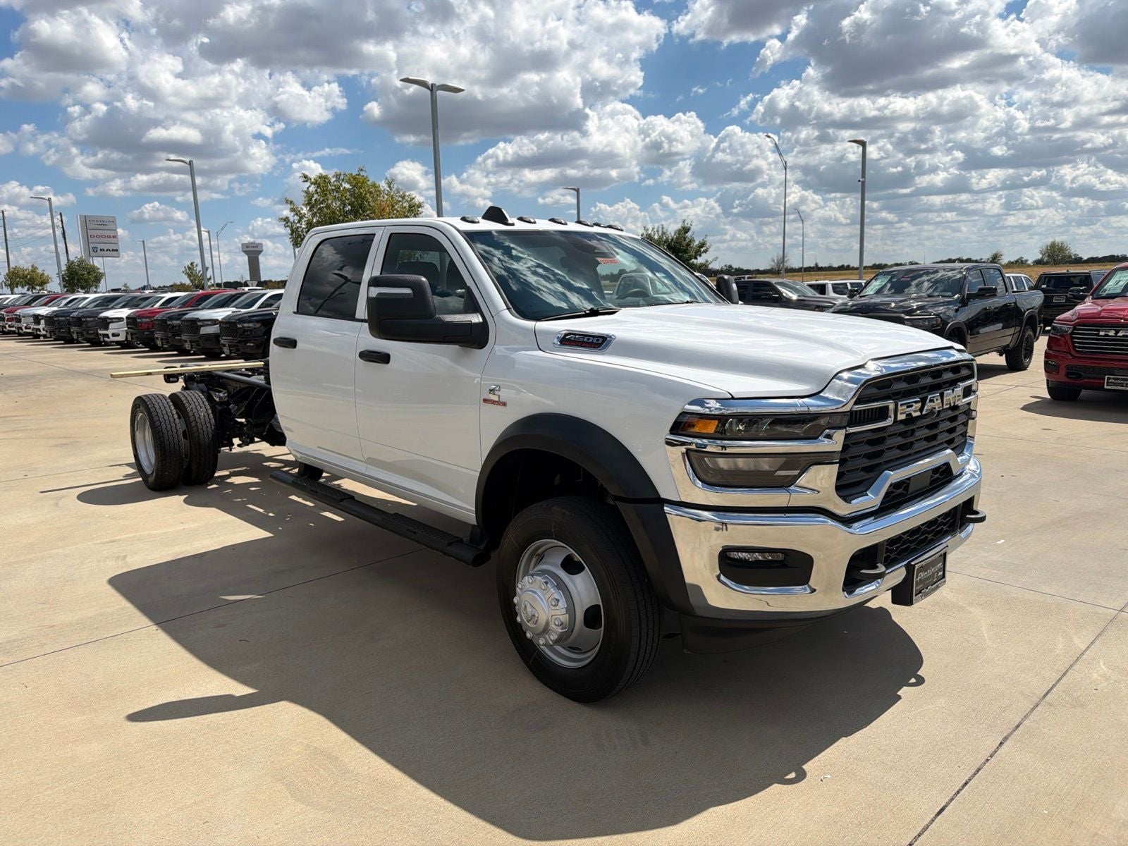 2027 RAM Ram 4500 Chassis Cab RAM 4500 TRADESMAN CHASSIS CREW CAB 4X4 84' CA