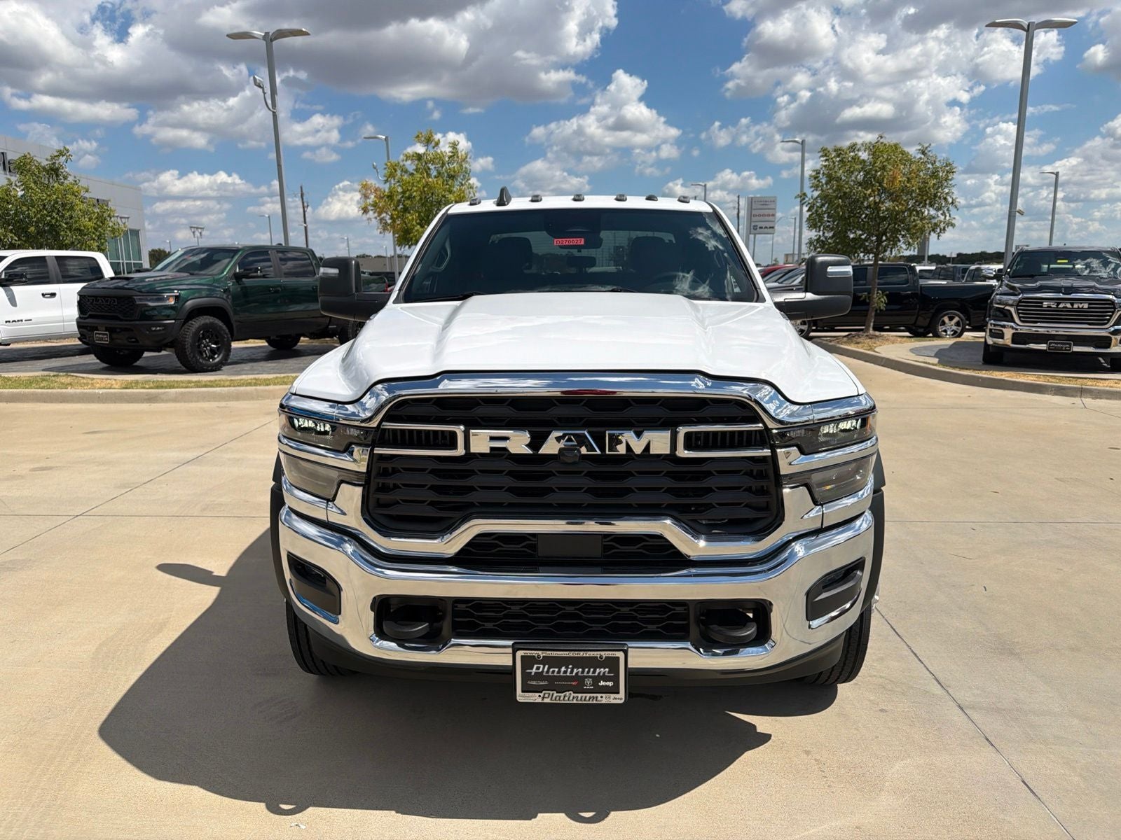 2027 RAM Ram 4500 Chassis Cab RAM 4500 TRADESMAN CHASSIS CREW CAB 4X4 84' CA