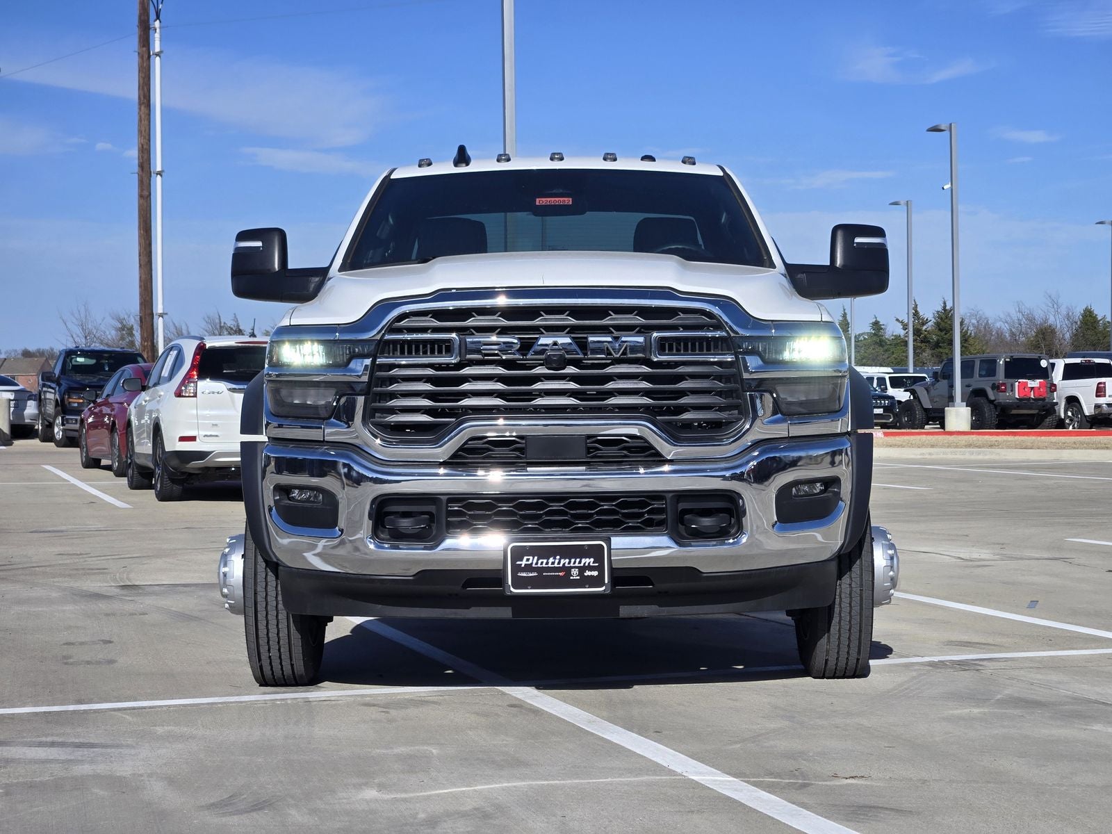 2026 RAM Ram 5500 Chassis Cab RAM 5500 TRADESMAN CHASSIS CREW CAB 4X4 84' CA