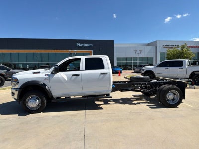 2027 RAM Ram 5500 Chassis Cab RAM 5500 TRADESMAN CHASSIS CREW CAB 4X4 84' CA