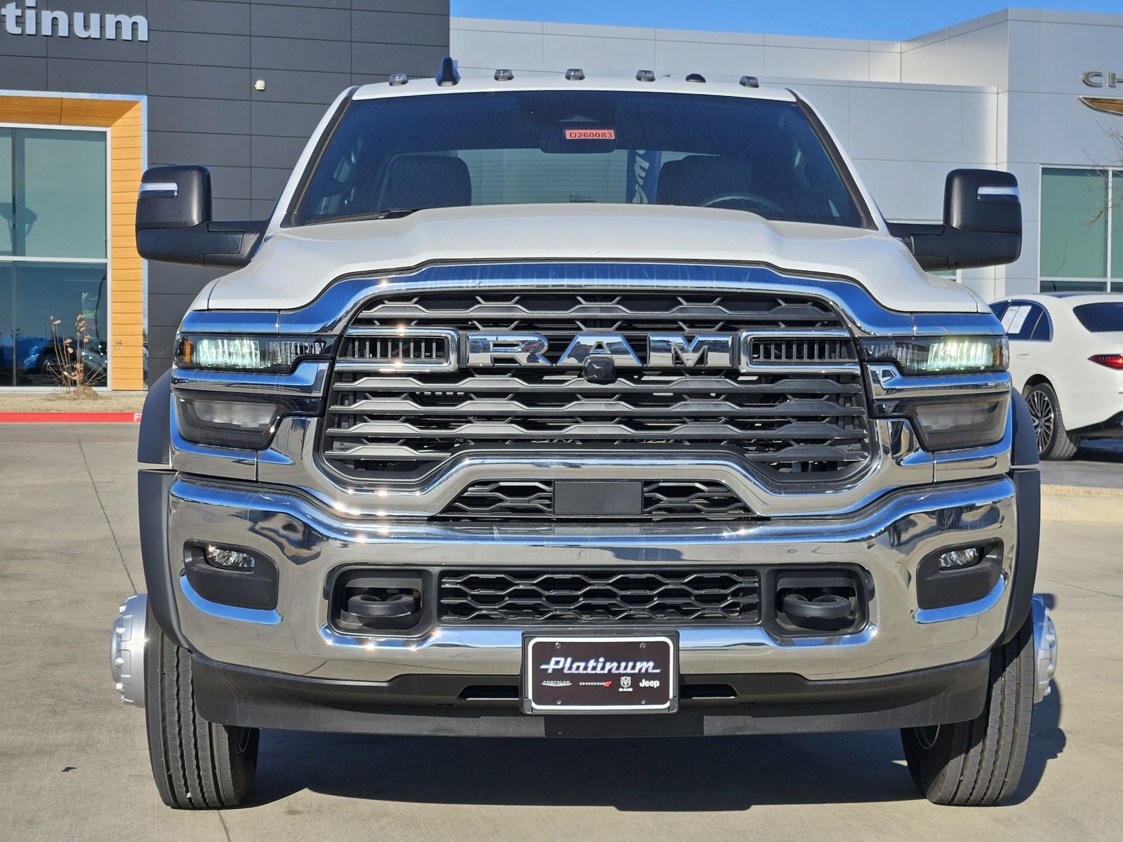 2026 RAM Ram 5500 Chassis Cab RAM 5500 TRADESMAN CHASSIS CREW CAB 4X4 84' CA
