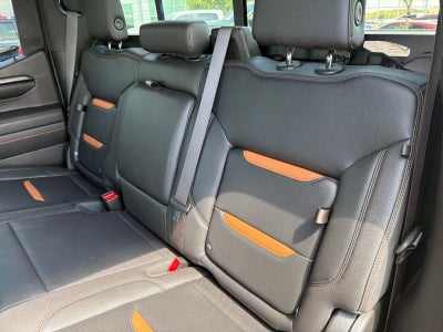 2023 GMC Sierra 1500 4WD Crew Cab Short Box AT4