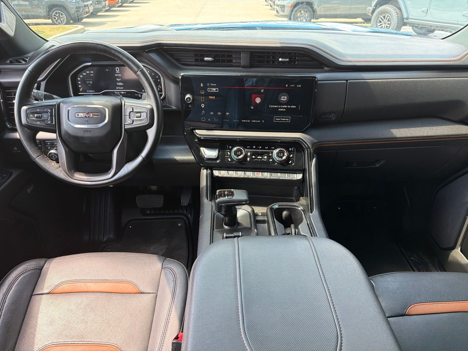 2023 GMC Sierra 1500 4WD Crew Cab Short Box AT4
