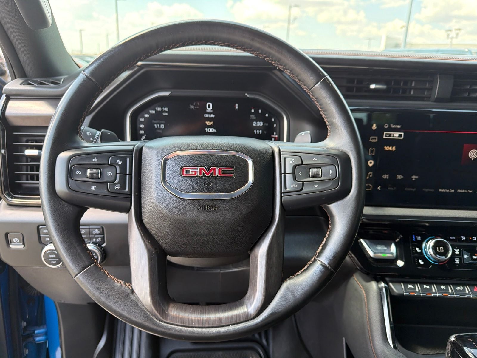 2023 GMC Sierra 1500 4WD Crew Cab Short Box AT4