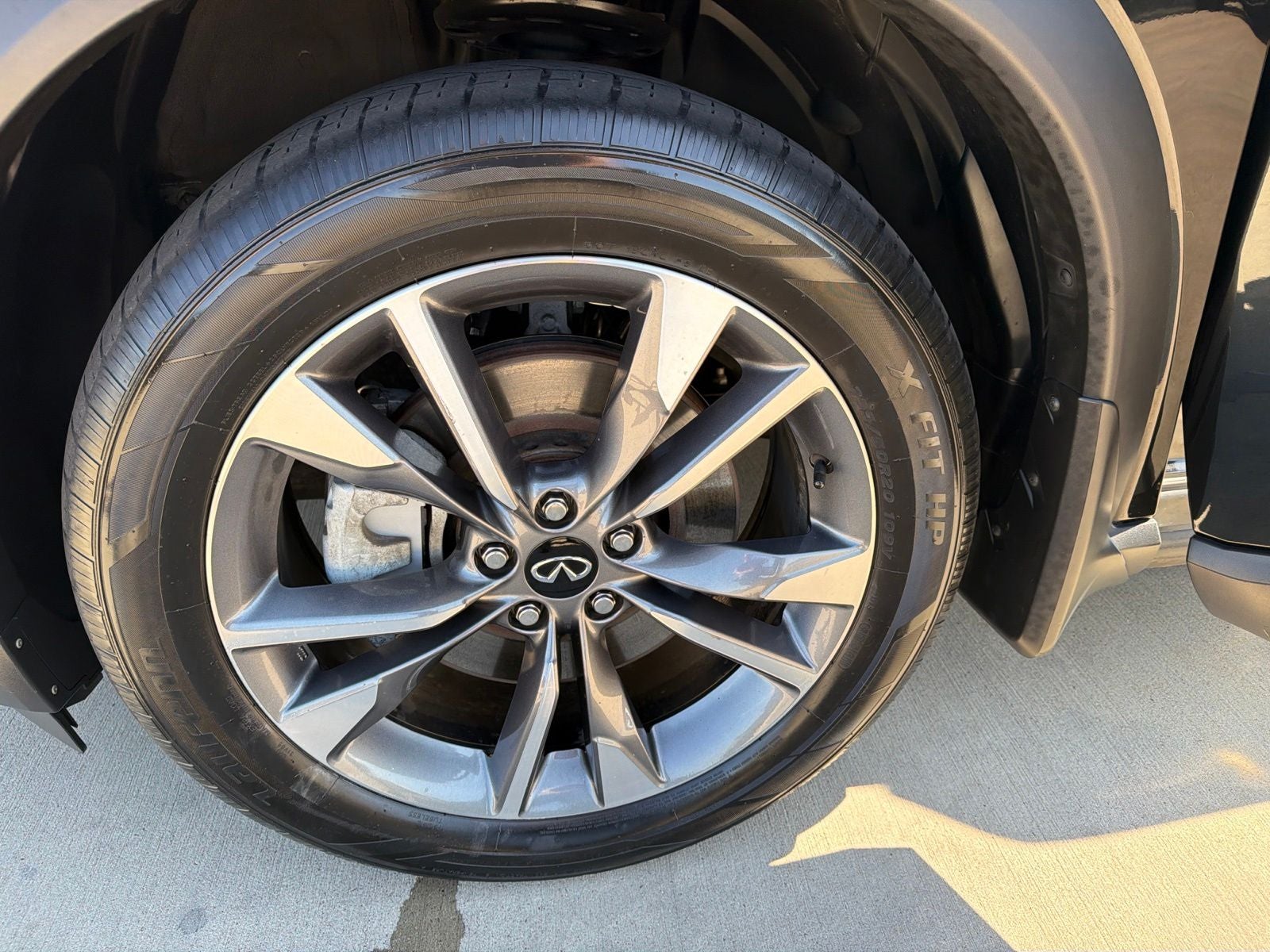 2023 INFINITI QX60 LUXE AWD
