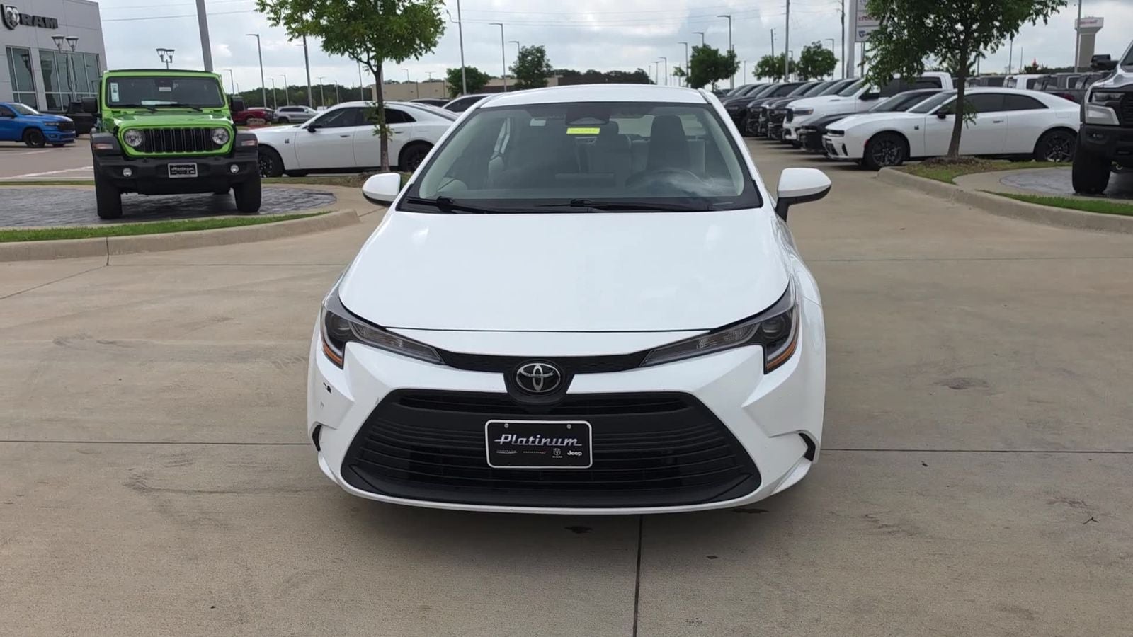 2024 Toyota Corolla LE