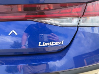 2025 Hyundai Elantra Limited