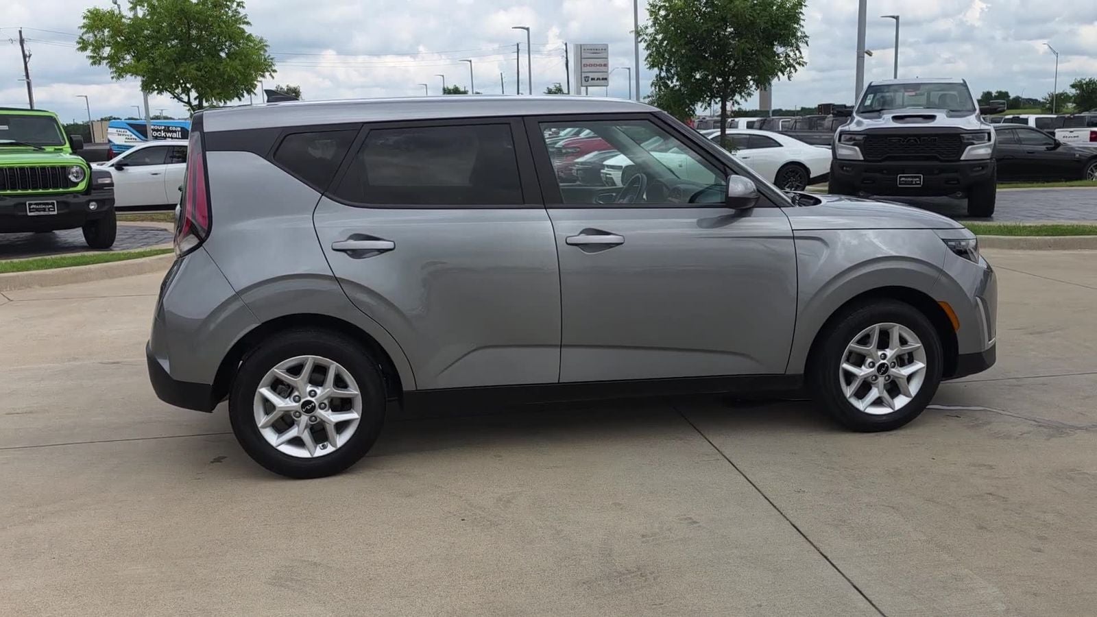 2023 Kia Soul LX