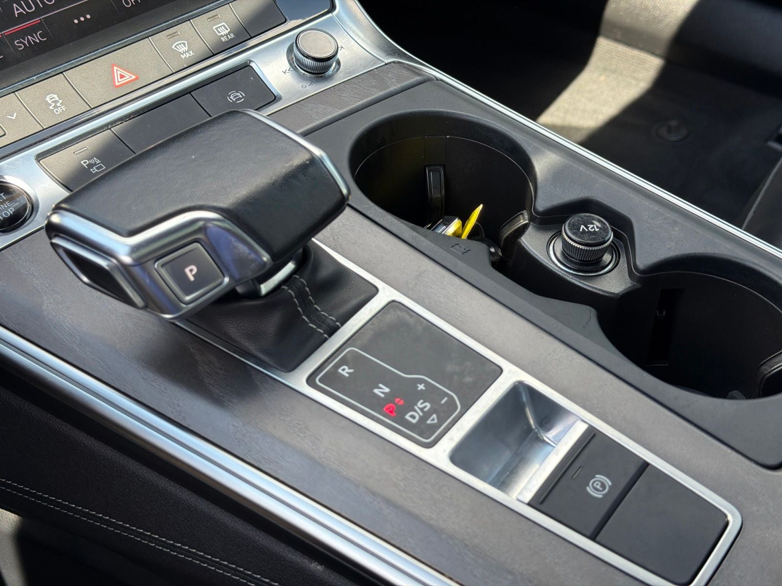 2024 Audi A6 Sedan Premium Plus 45 TFSI quattro S tronic