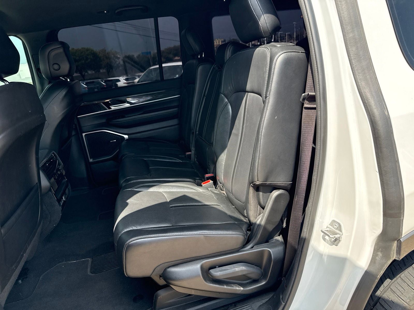 2022 Jeep Wagoneer Series II