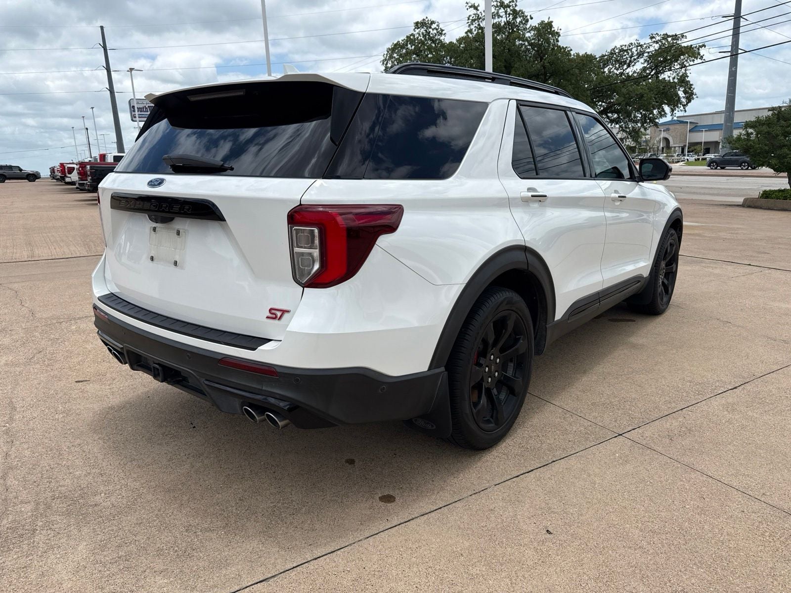 2020 Ford Explorer ST