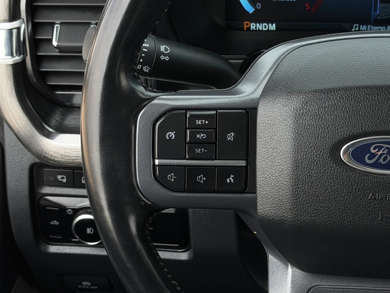 2023 Ford F-250SD F-250® Lariat®