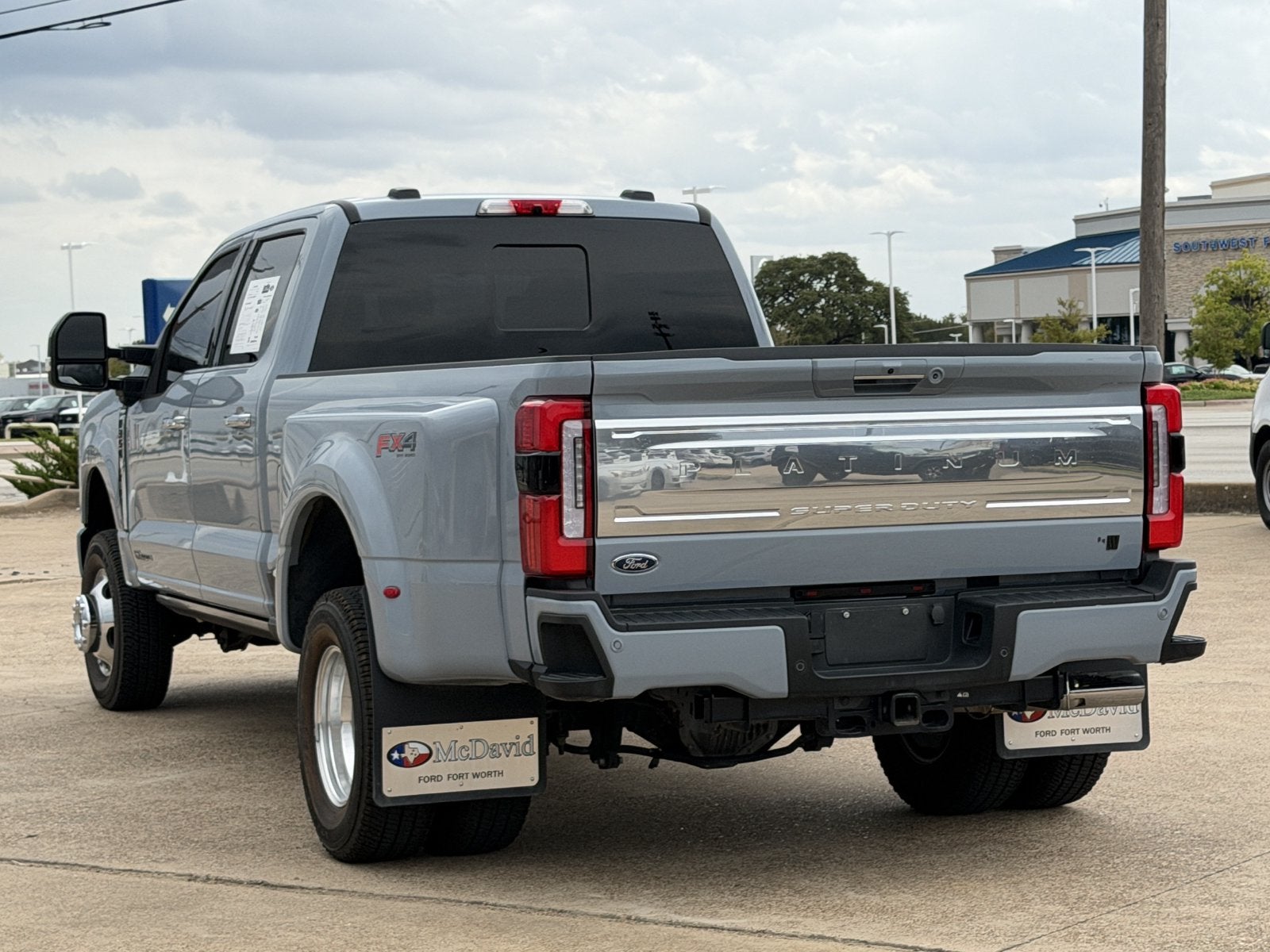 2024 Ford F-350SD Platinum DRW