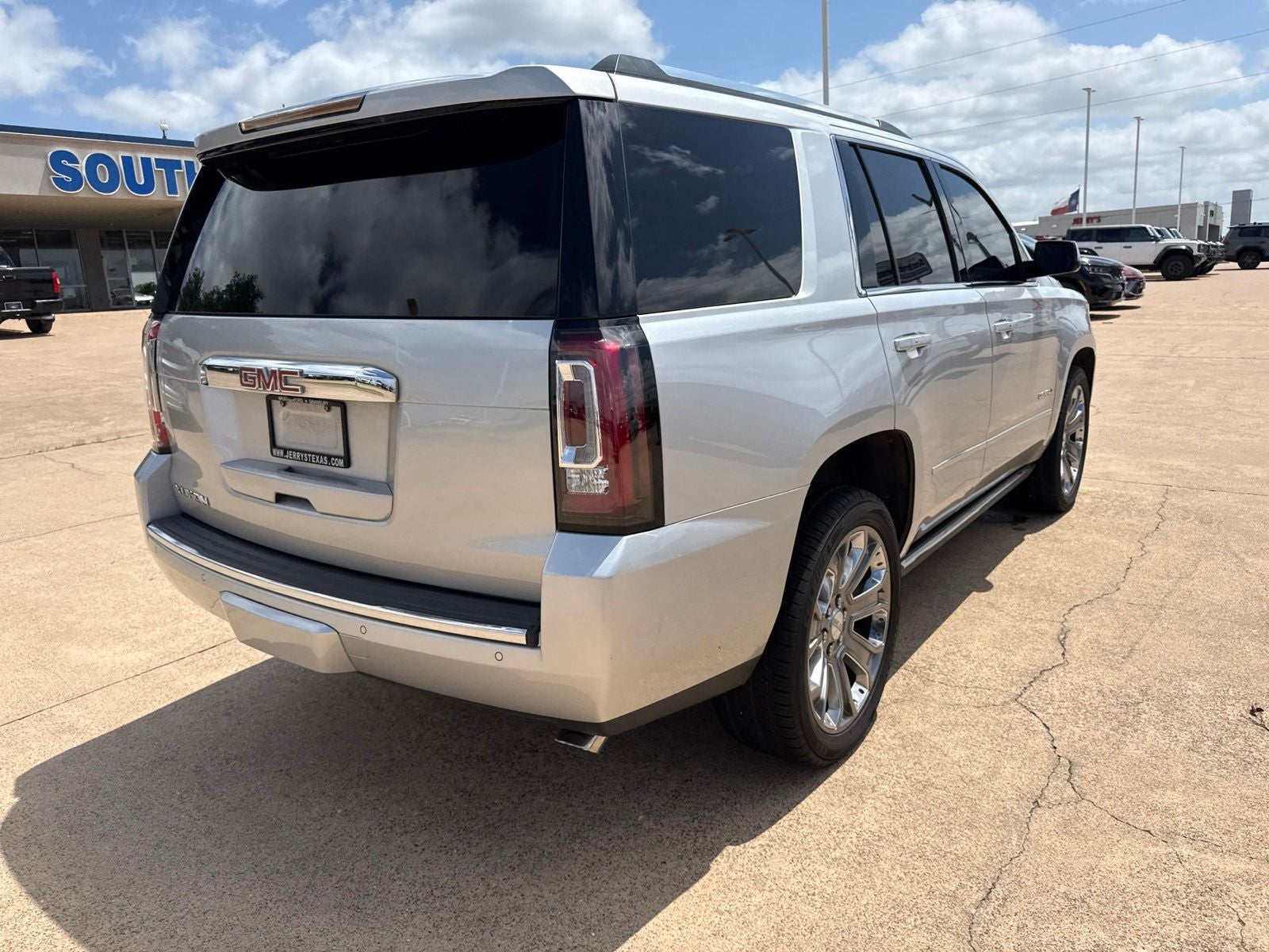 2016 GMC Yukon Denali