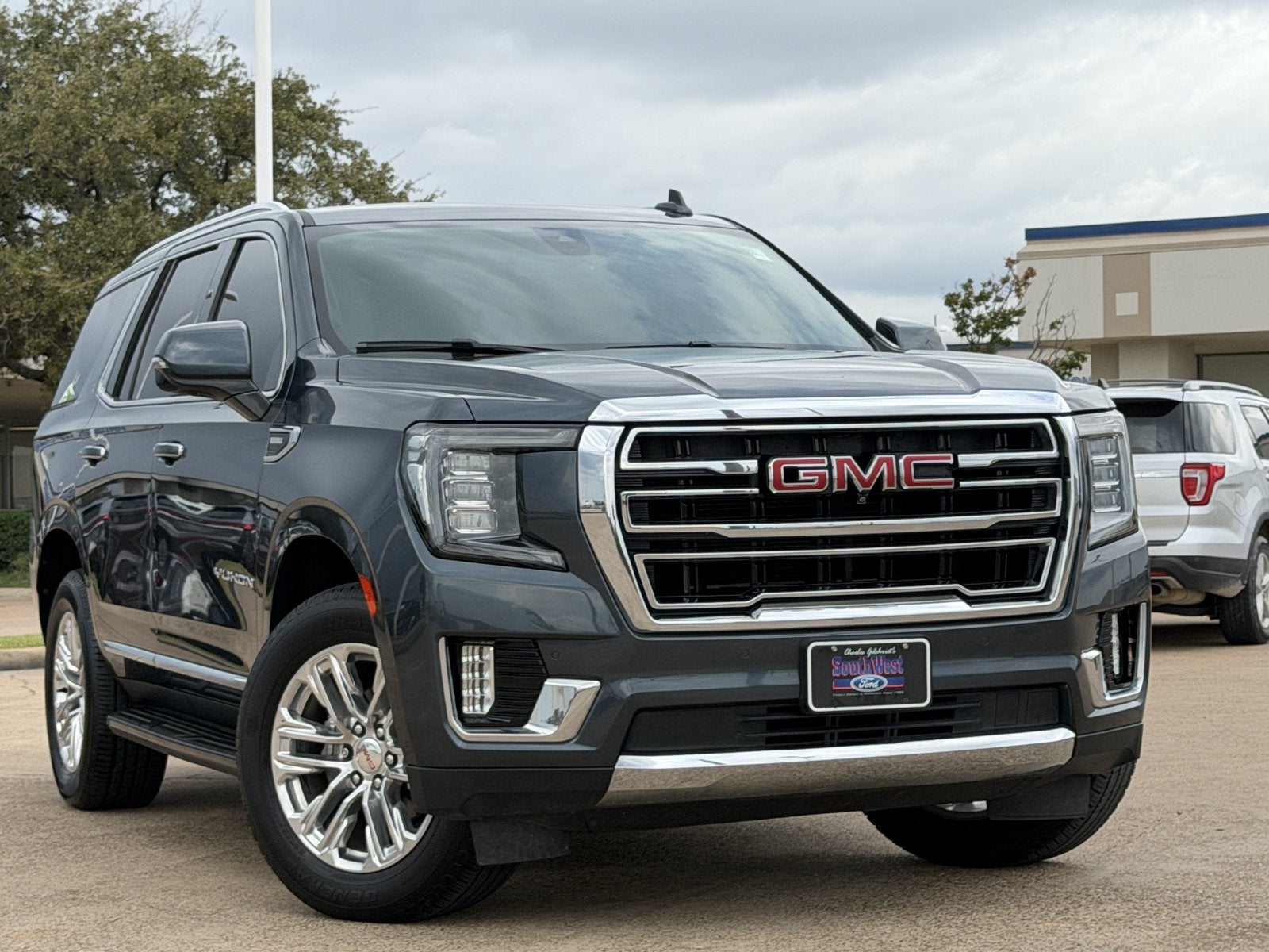 2021 GMC Yukon SLT