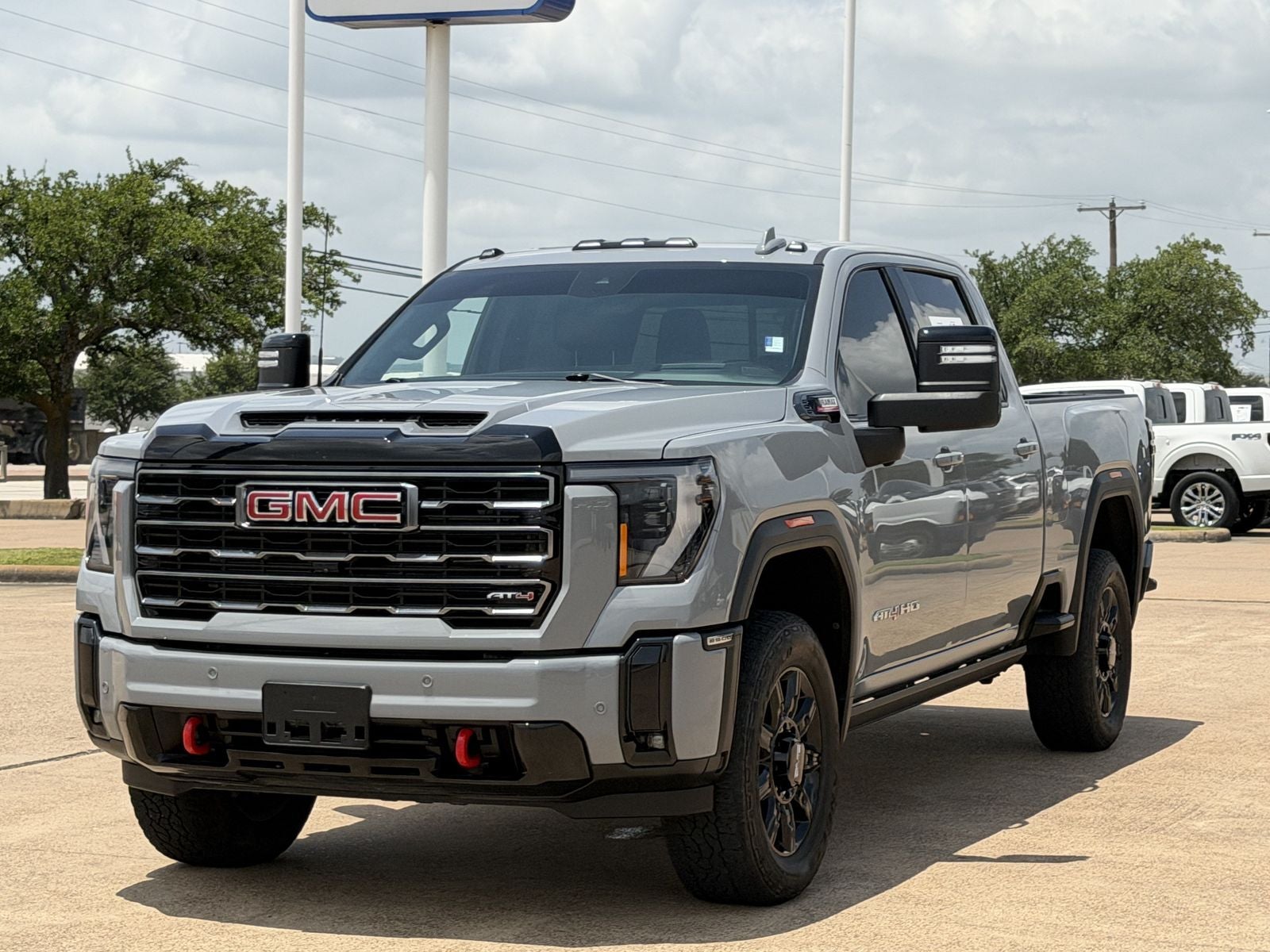 2025 GMC Sierra 2500HD AT4