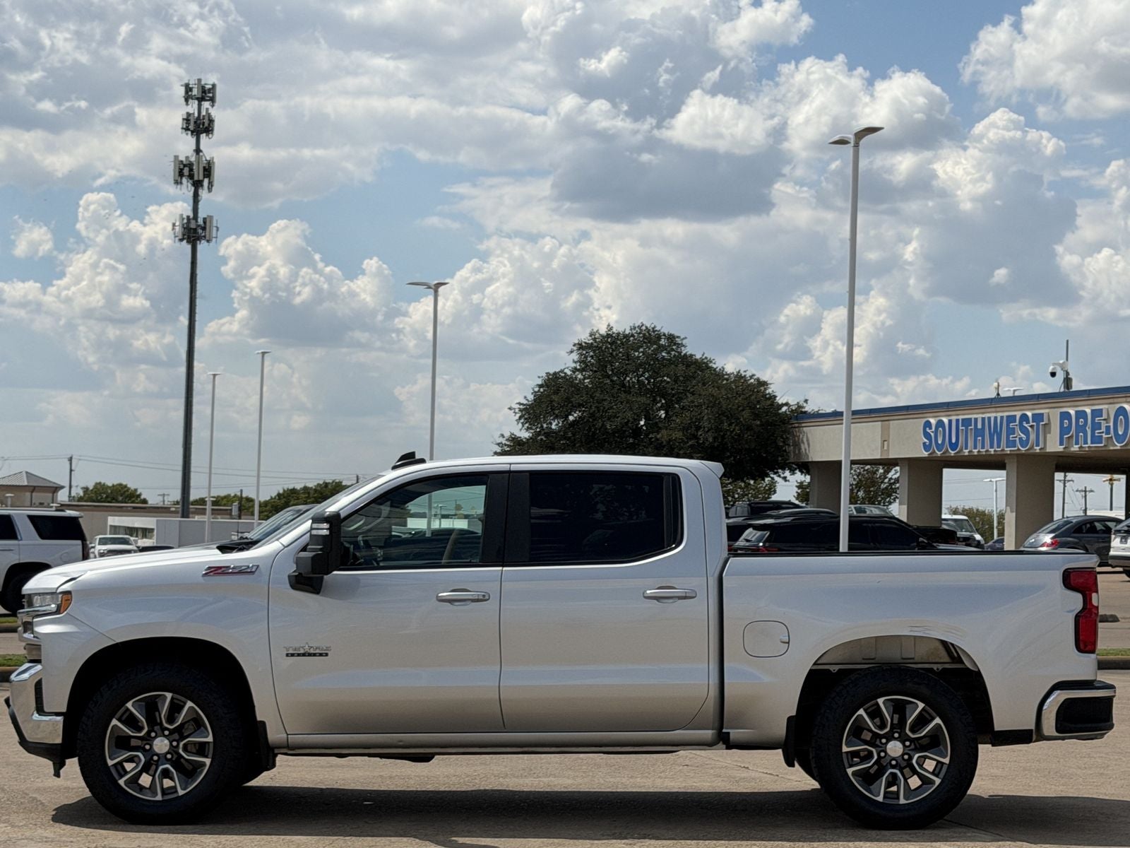 2021 Chevrolet Silverado 1500 LT Texas Edition