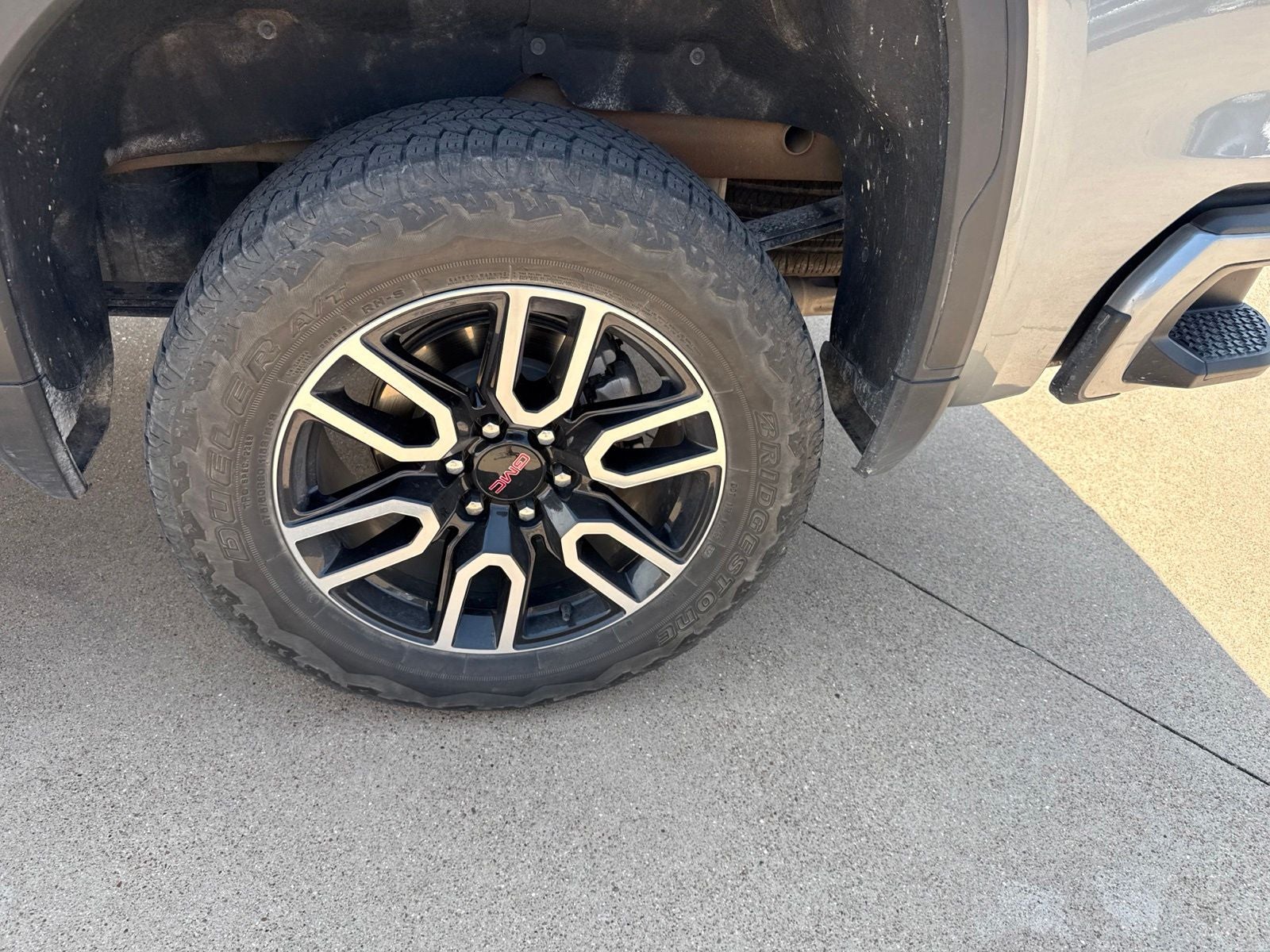 2025 GMC Sierra 1500 AT4