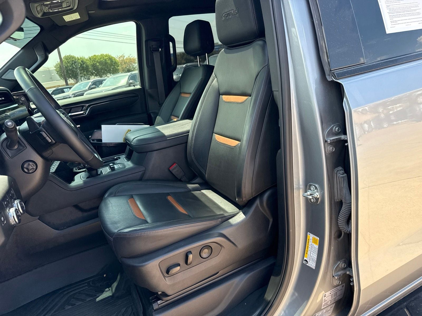 2025 GMC Sierra 1500 AT4